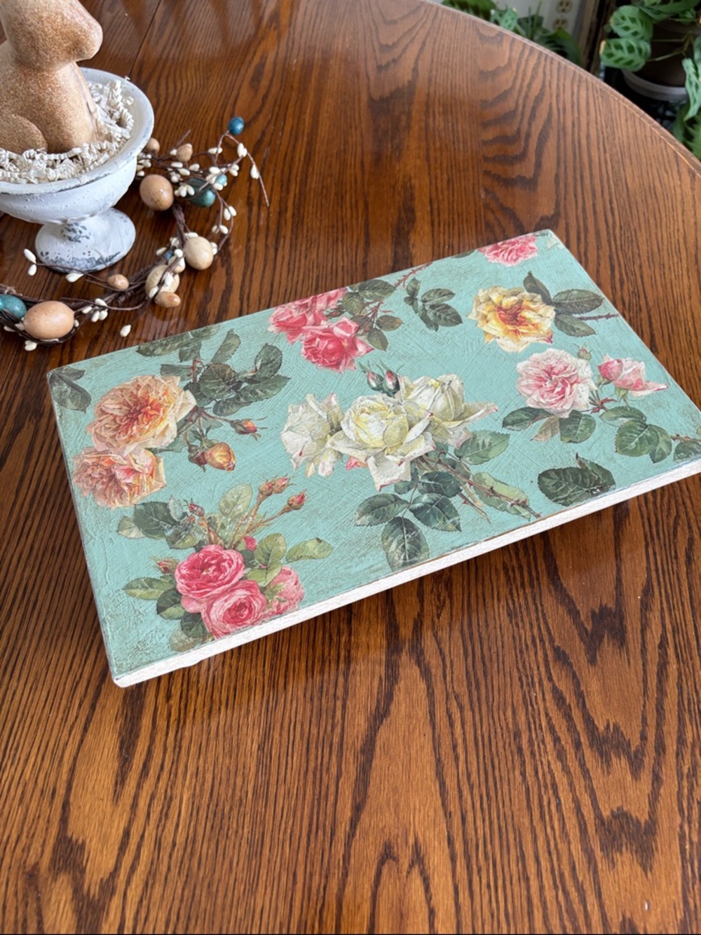 Painted Wood Riser with Transfers